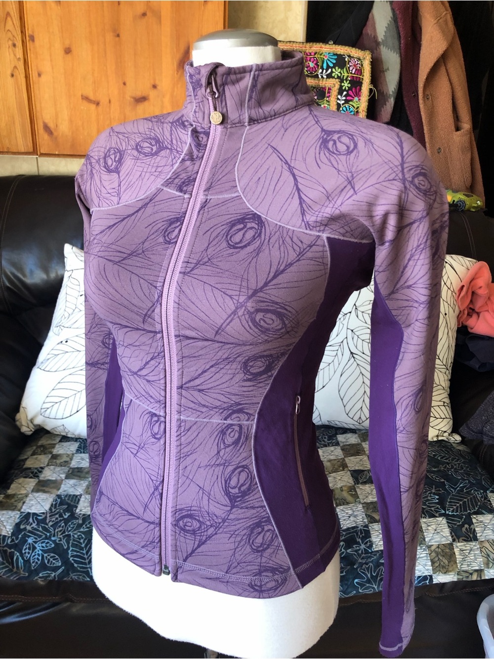 Rare Vintage Lululemon Define Jacket Peacock Feather Purple Size 6